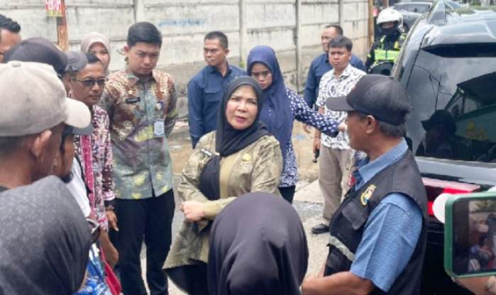 Pemkot Berikan Bantuan Kepada Warga Kecamatan Bumi Waras Yang Terkena Musibah Kebakaran